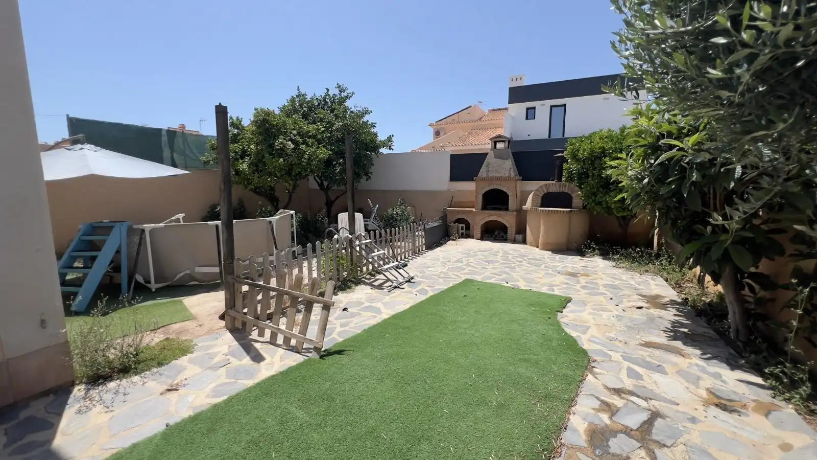 Terraza de Casa adosada en venta en Torrevieja con Aire acondicionado, Jardín privado y Terraza