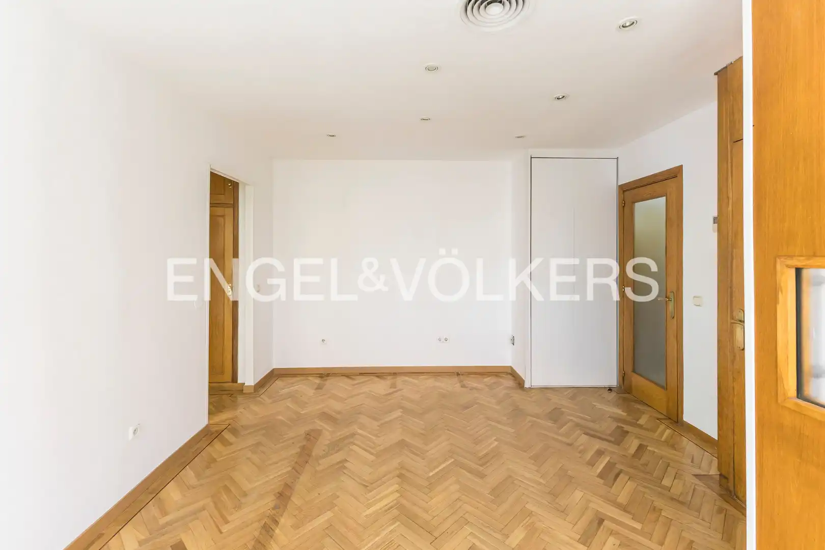 Esszimmer von Wohnung zur Miete in Madrid mit Klimaanlage, Heizung und Privatgarten