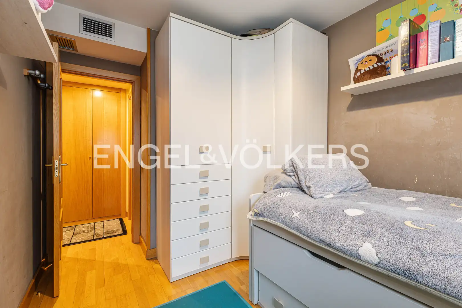 Habitación de Piso en venta en Madrid con Aire acondicionado, Calefacción y Trastero