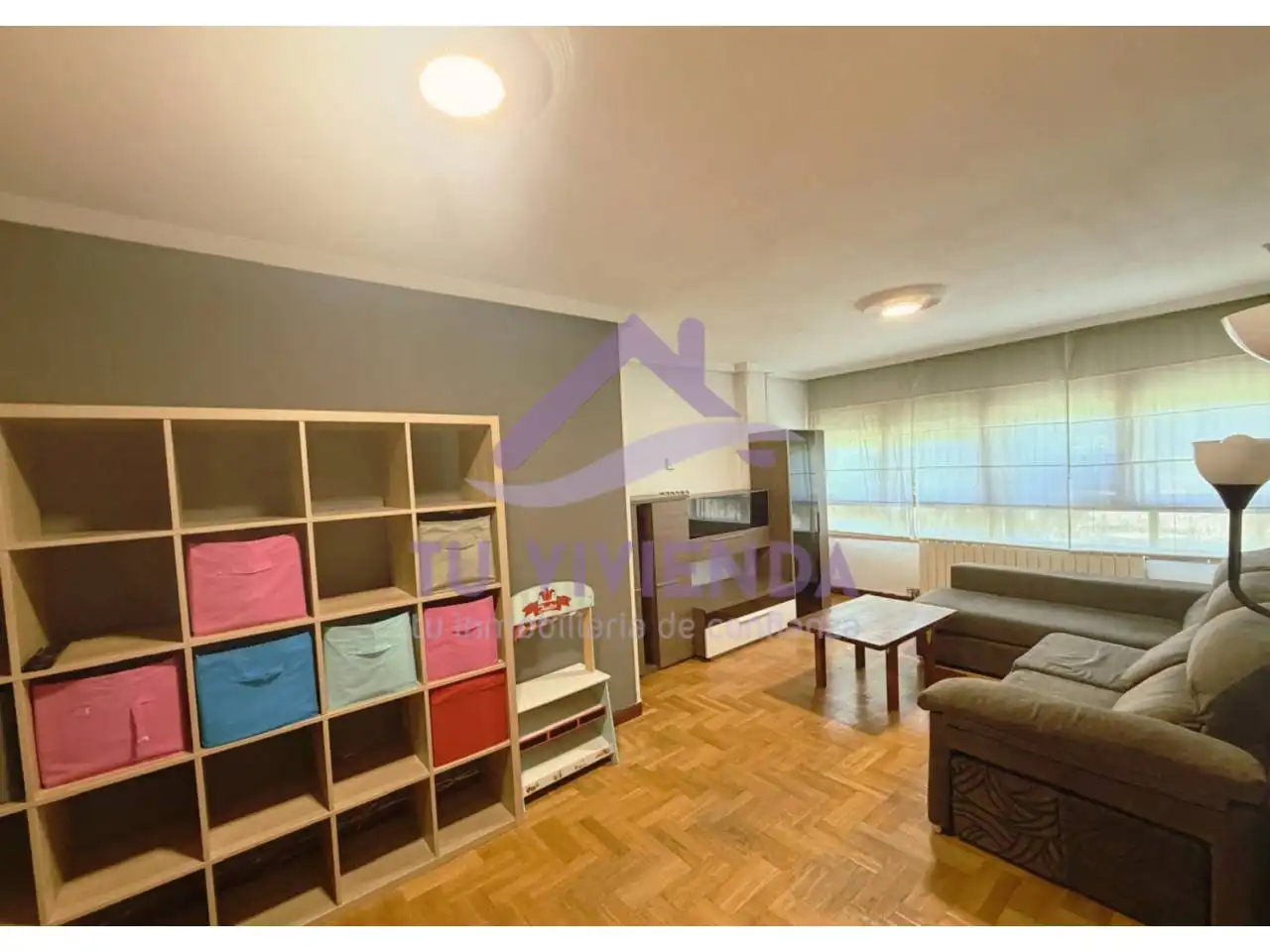 Sala d'estar de Pis en venda en Saldaña amb Calefacció, Parquet i Moblat