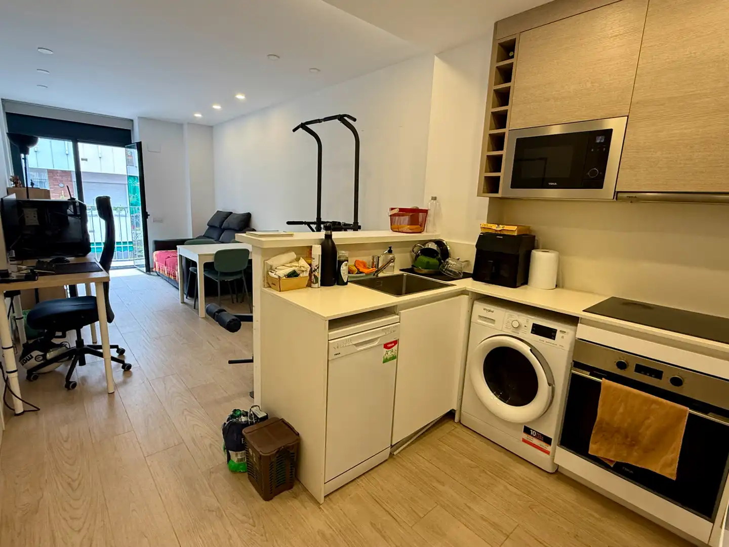Küche von Wohnung zum Verkauf in Barcelona mit Klimaanlage, Heizung und Parkett