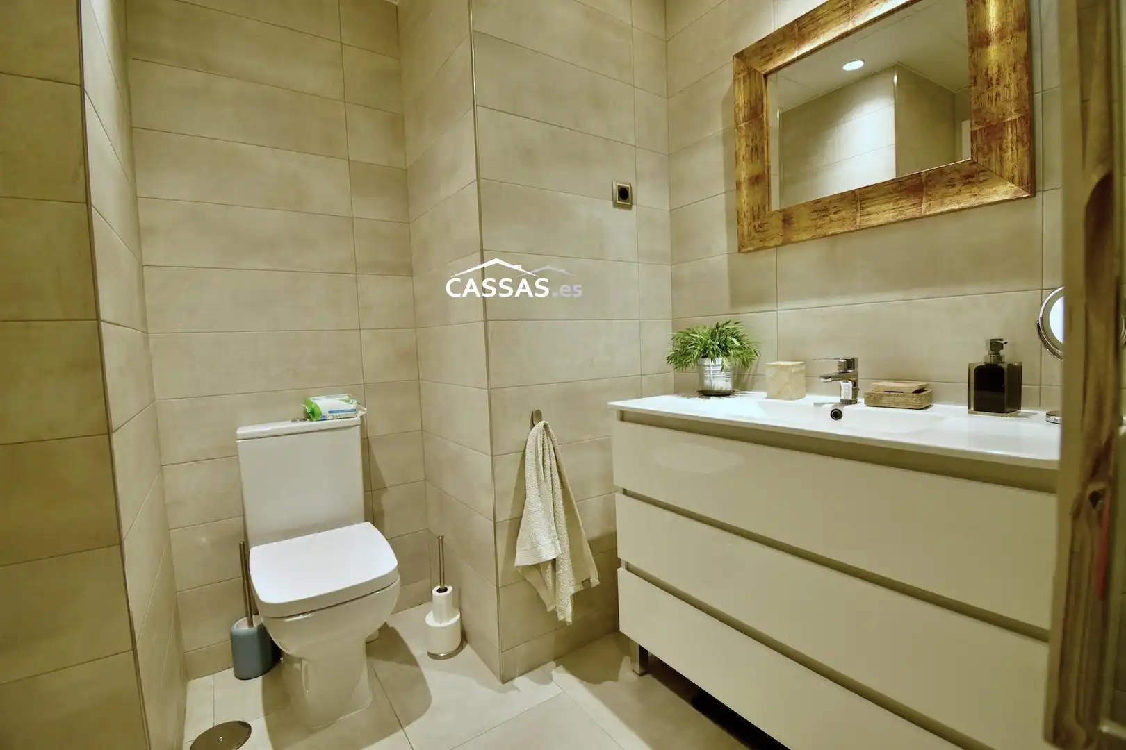 Bathroom of Flat for sale in Torrejón de Ardoz  with Air Conditioner and Heating