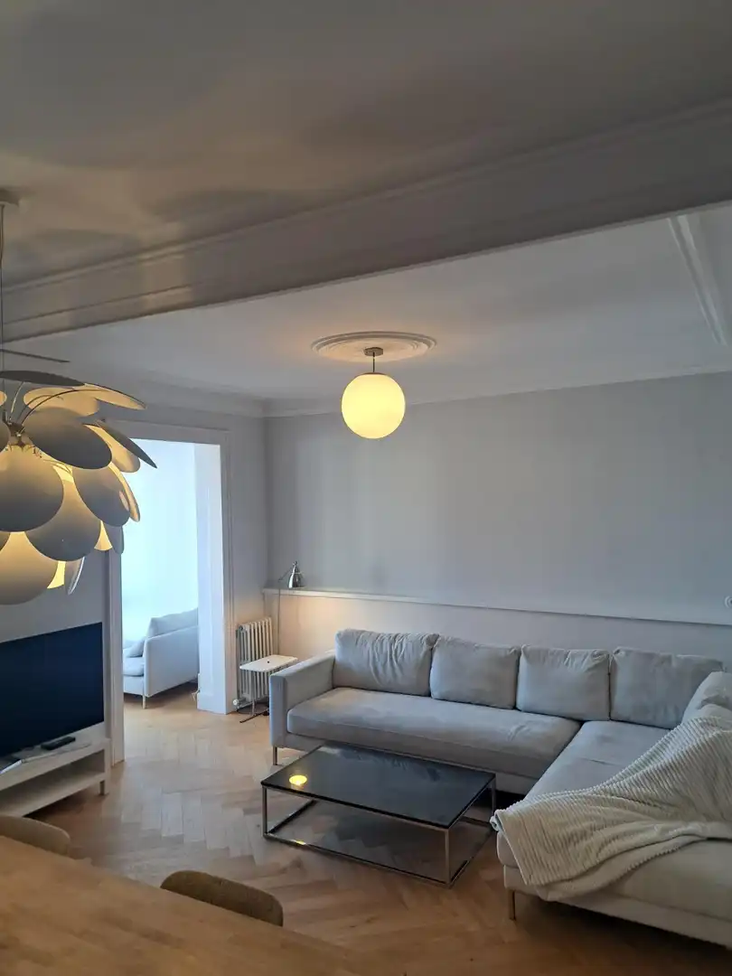 Sala d'estar de Pis en venda en Barcelona amb Aire condicionat, Calefacció i Parquet
