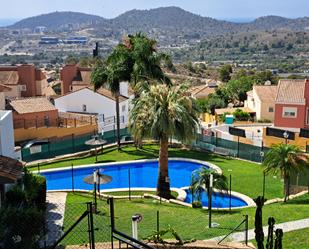 Piscina de Dúplex en venda en Finestrat amb Aire condicionat, Calefacció i Jardí privat