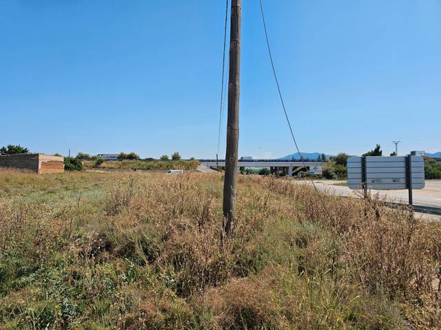 Terreno industrial en Venta en Avenida Cuesta, 1 en La Almunia de Doña Godina