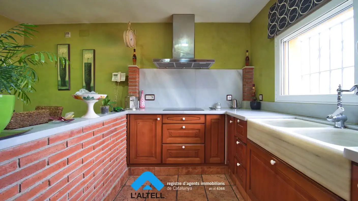 Kitchen of Houses for sale in L'Ametlla del Vallès  with Air Conditioner, Heating and Private garden