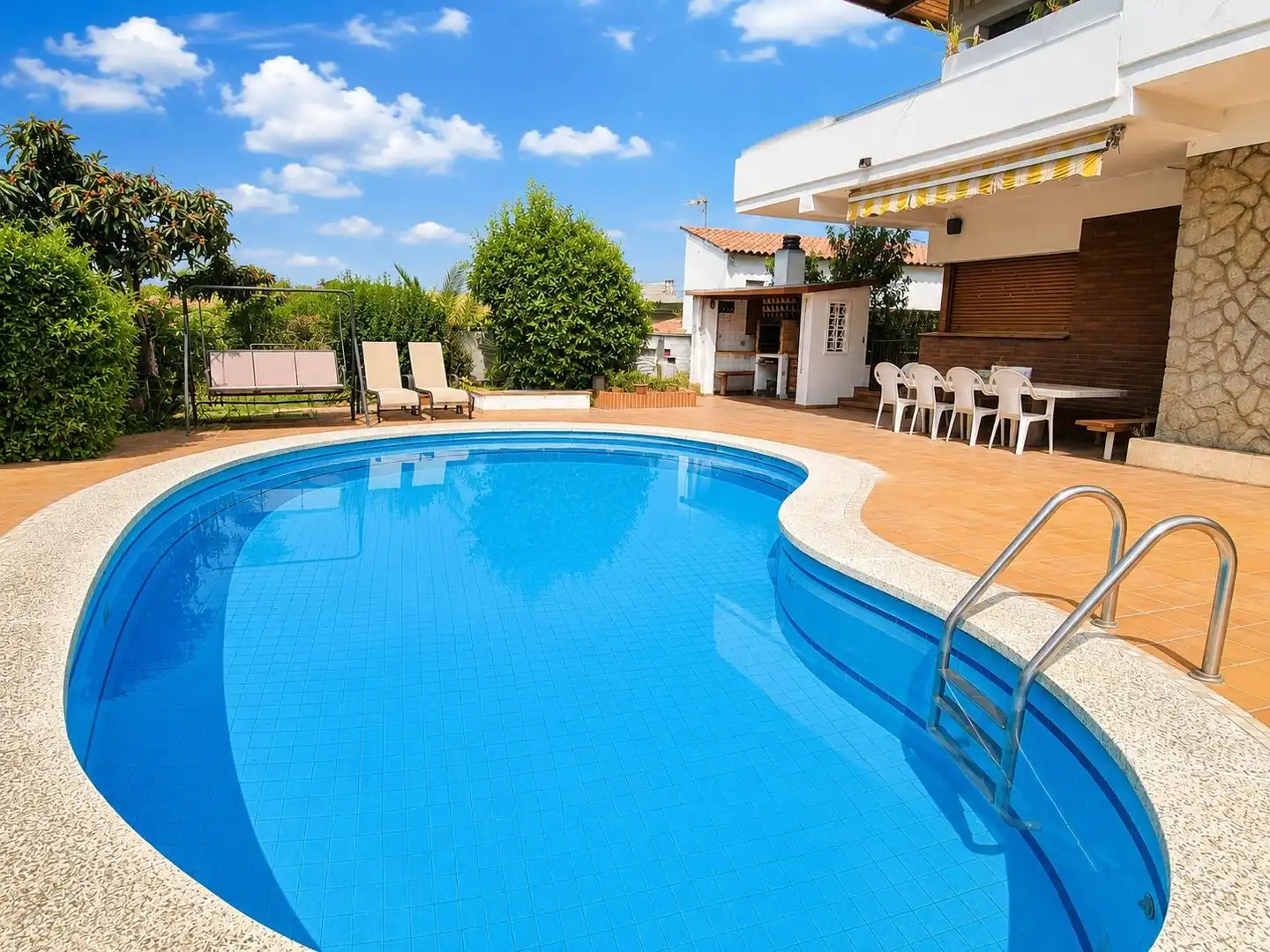 Casa con terraza en venta en Carrer CAN FALGUERA, imagen 3