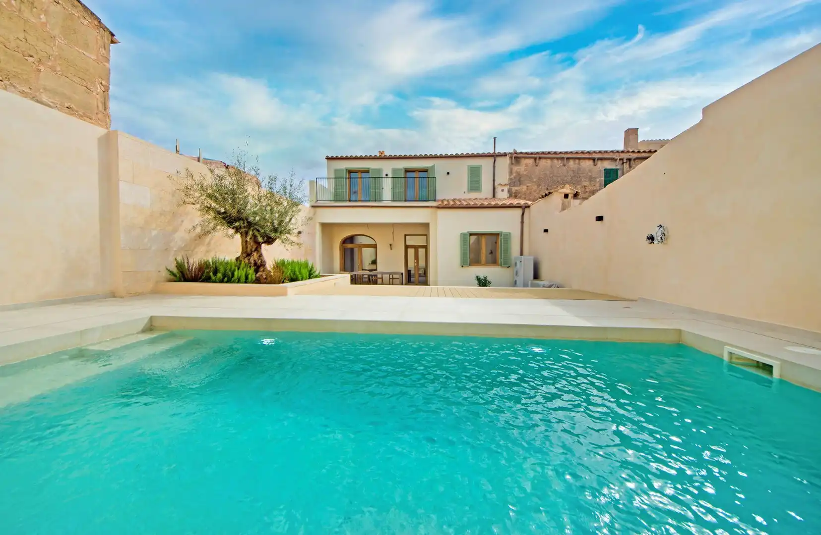 Casa amb piscina en venda a Ses Salines Poble