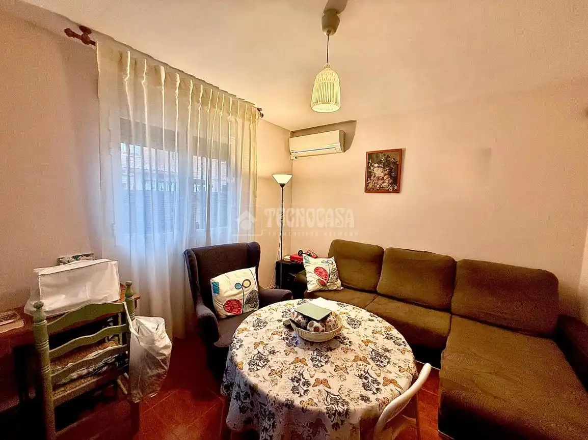 Sala de estar de Casa adosada en venta en Lominchar con Aire acondicionado, Calefacción y Jardín privado