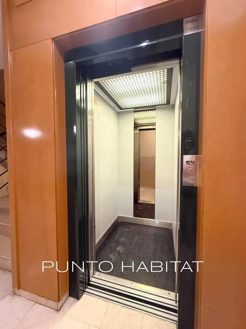 Flat for rent in Barcelona  with Air Conditioner, Heating and Parquet flooring