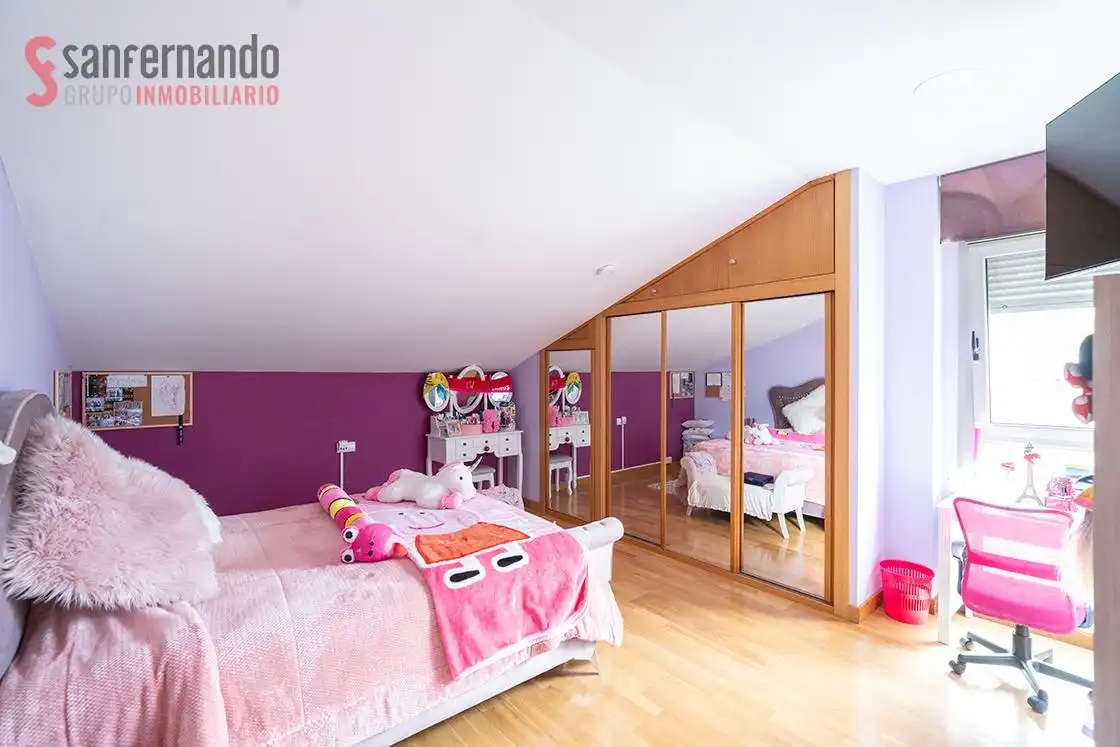 Dormitori de Casa o xalet en venda en Piélagos amb Calefacció, Jardí privat i Traster