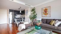 Living room of Flat for sale in  Madrid Capital  with Air Conditioner and Community pool