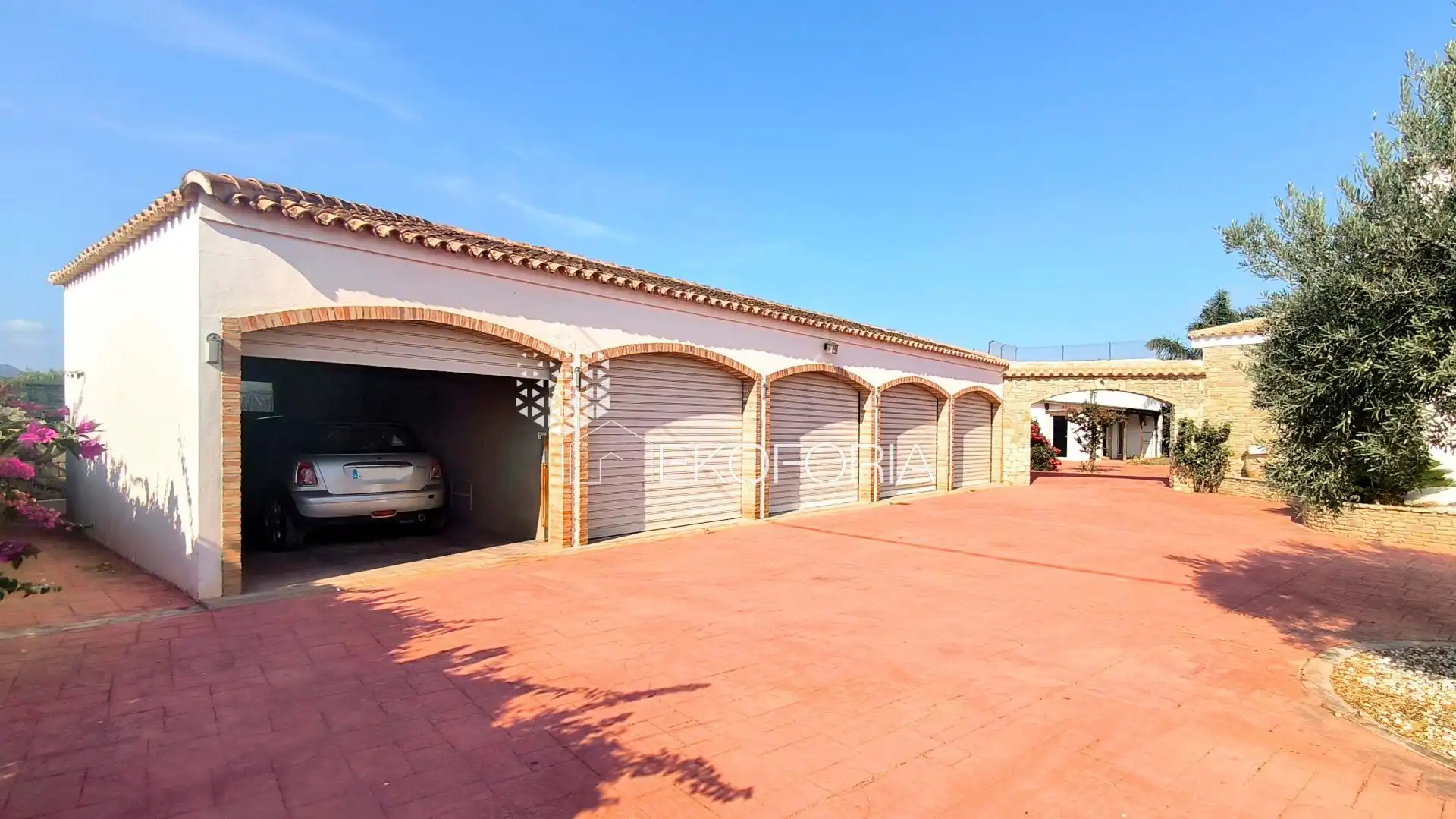 Parking de Casa o chalet en venta en Bétera con Aire acondicionado, Calefacción y Piscina