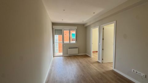 Photo 2 of Flat for rent in Pueblo Nuevo, Madrid Capital