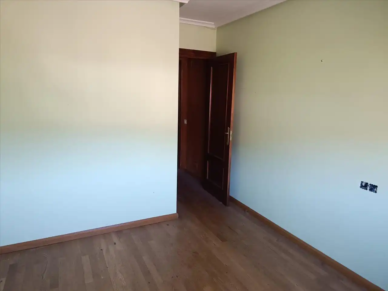 Dormitori de Pis en venda en La Robla 