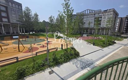 Vista exterior de Pis en venda en Amorebieta-Etxano amb Calefacció, Terrassa i Traster