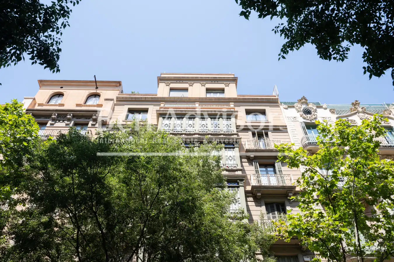 Vista exterior de Apartament en venda en Barcelona amb Aire condicionat, Calefacció i Terrassa