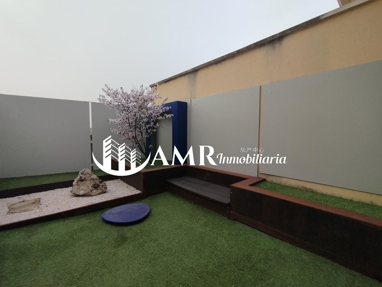 Terraza de Casa adosada en venta en Yunclillos con Calefacción, Jardín privado y Internet