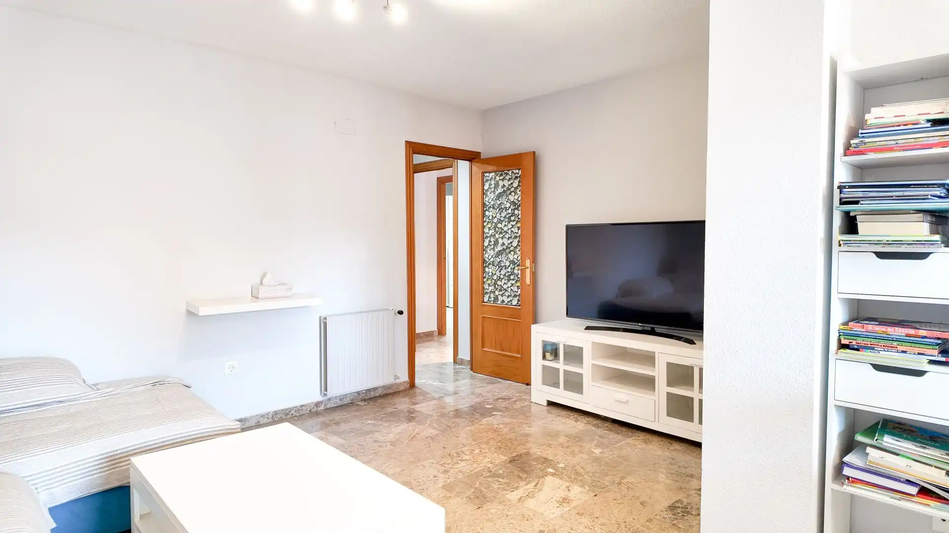 Sala d'estar de Apartament de lloguer en Valencia amb Aire condicionat, Calefacció i Terrassa