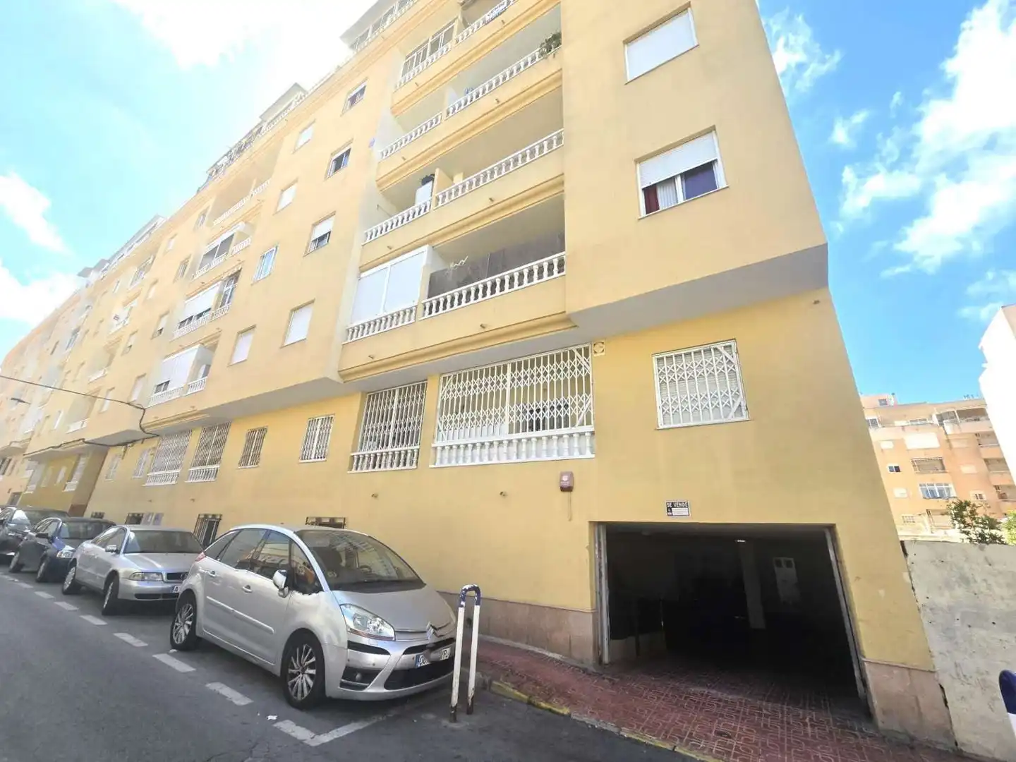 Vista exterior de Apartamento en venta en Torrevieja con Aire acondicionado, Calefacción y Terraza