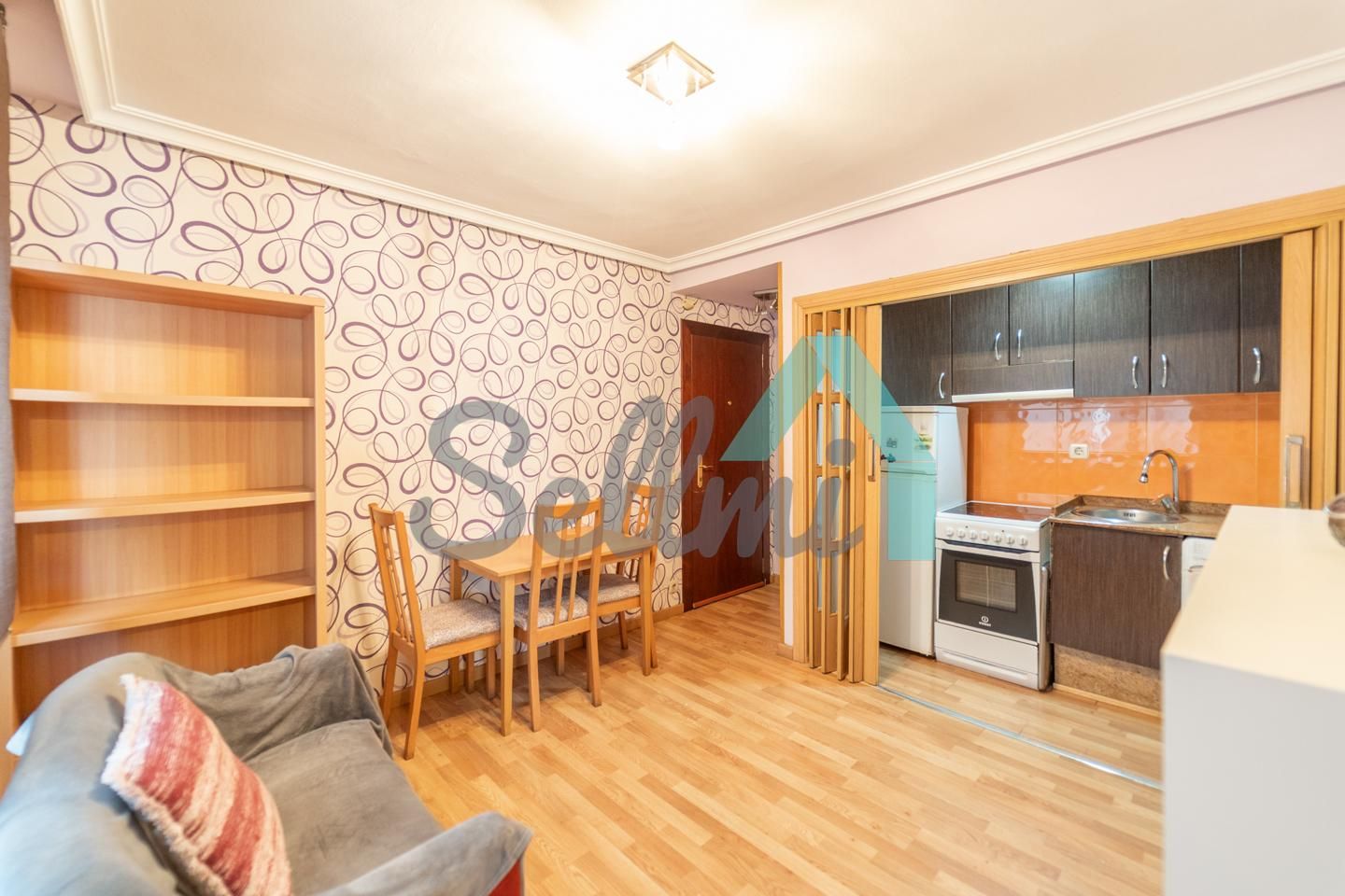Flat for sale in De Primo Rivera, Salesas - Foncalada - Campoamor, Centro - Casco Histórico