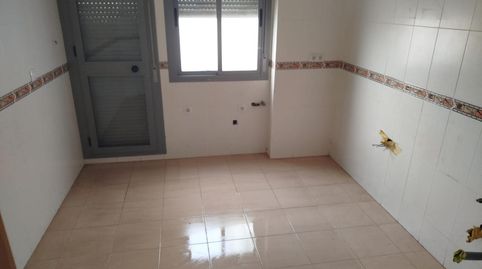 Foto 2 de Planta baixa en venda a Calle Oceanía, La Carlota, Córdoba