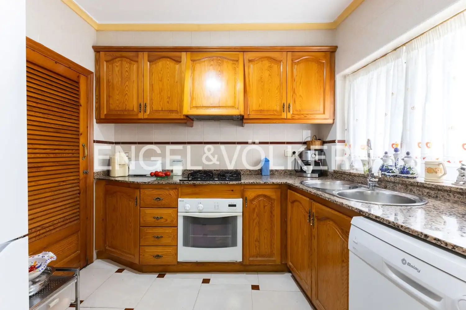 Kitchen of Houses for sale in Dénia  with Heating