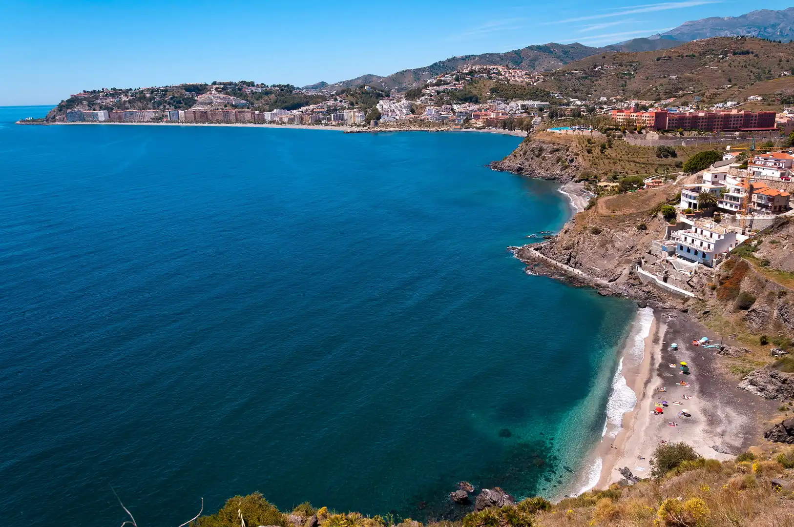 Vista exterior de Apartamento de alquiler en Almuñécar con Terraza, Amueblado y Lavadora