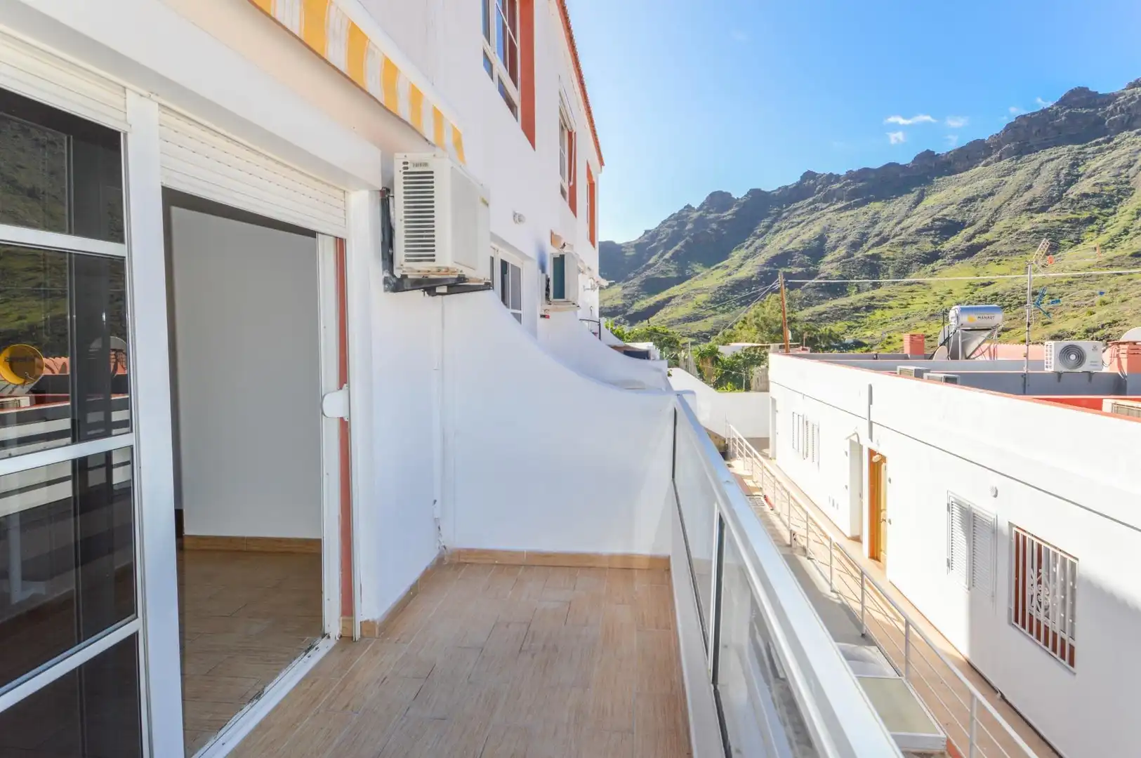 Vista exterior de Dúplex en venda en Mogán amb Terrassa