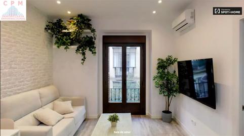 Foto 4 de Piso de alquiler en Universidad - Malasaña, Madrid