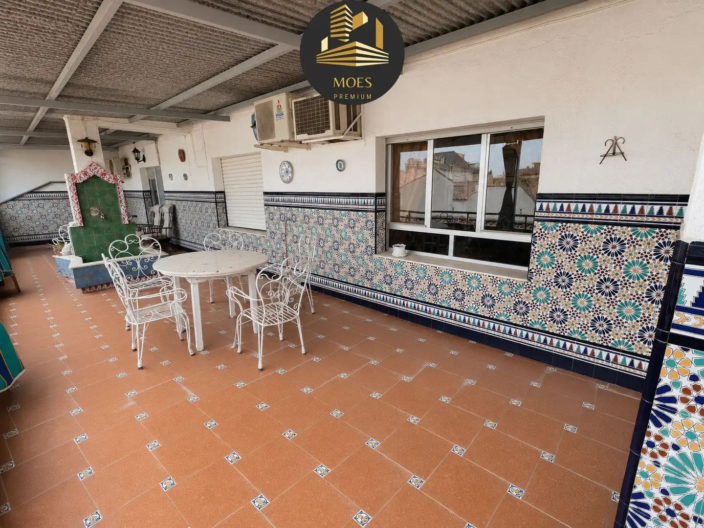 Ático con terraza en venta en Bailén