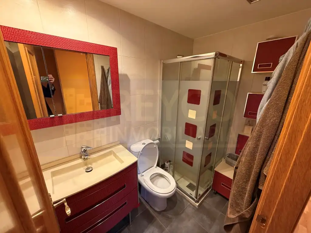 Baño de Apartamento en venta en Villamediana de Iregua con Aire acondicionado