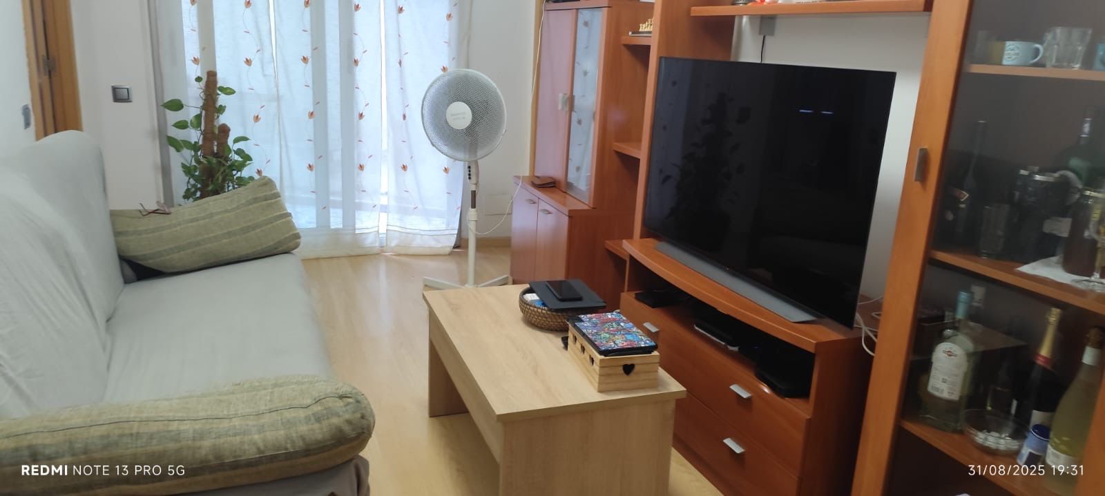 Living room of Flat for sale in Viladecans  with Air Conditioner, Parquet flooring and Furnished