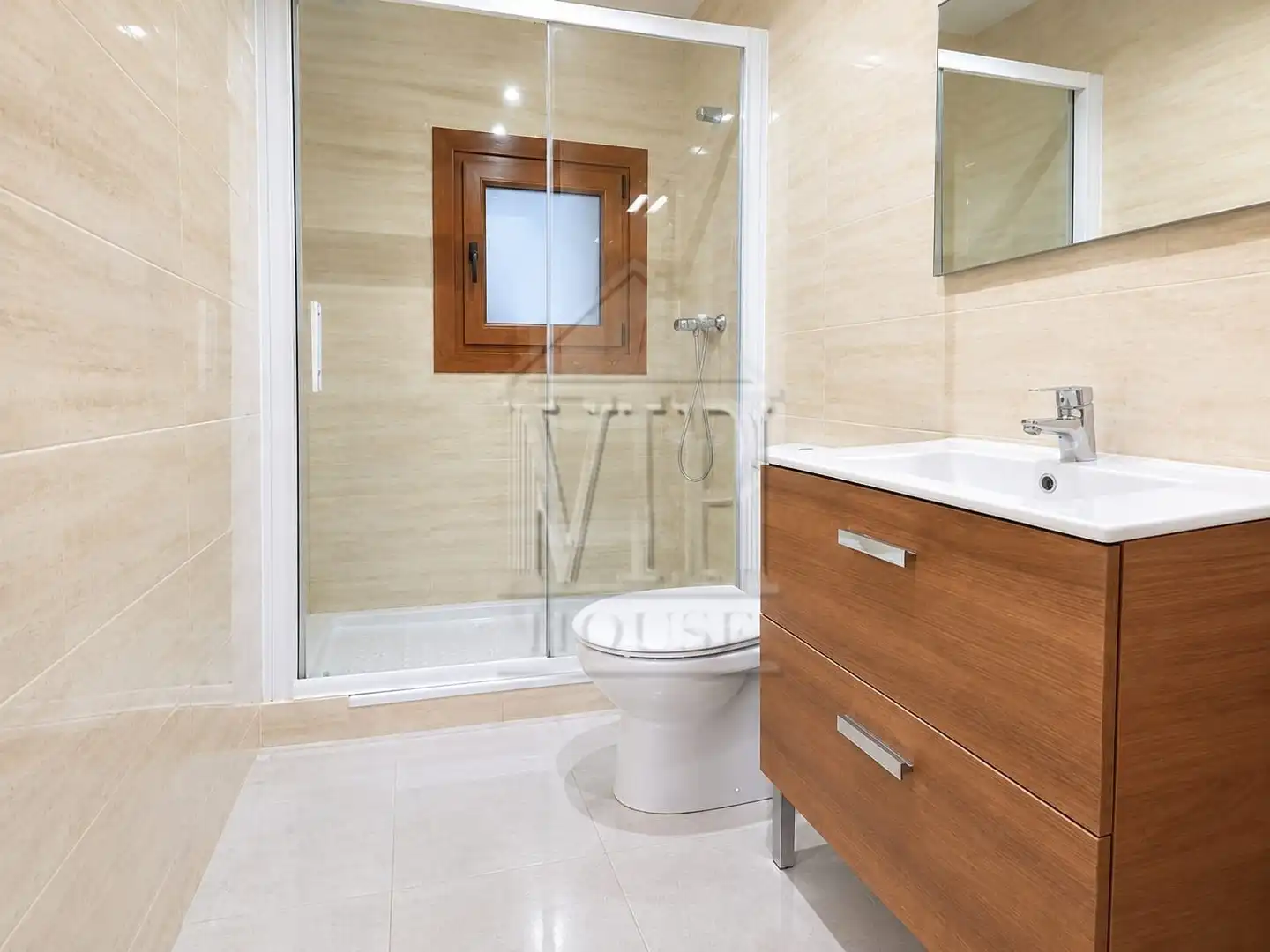 Bathroom of Flat for sale in Salut - Lloreda