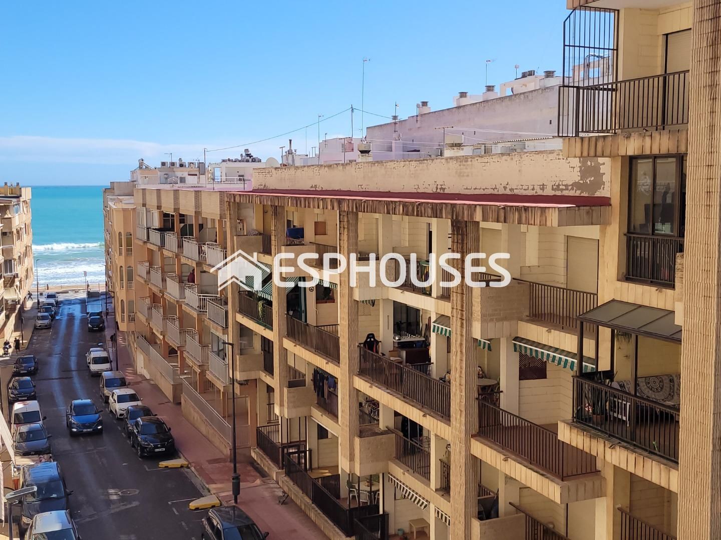 Exterior view of Apartment for sale in Guardamar del Segura  with Air Conditioner, Storage room and Furnished
