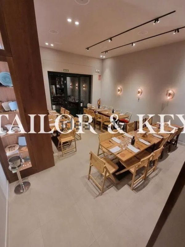 Premises for sale in  Madrid Capital  with Air Conditioner