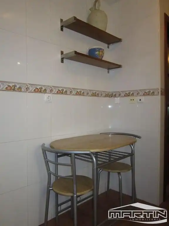 Cuina de Pis de lloguer en Lucena amb Aire condicionat, Terrassa i Moblat
