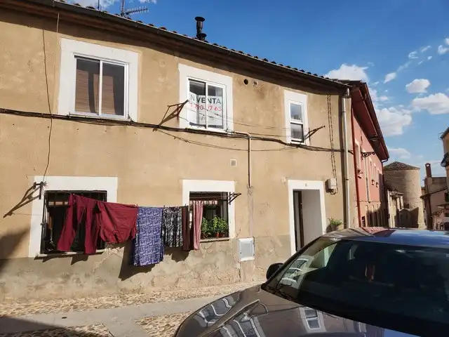 Vista exterior de Pis en venda en Lerma