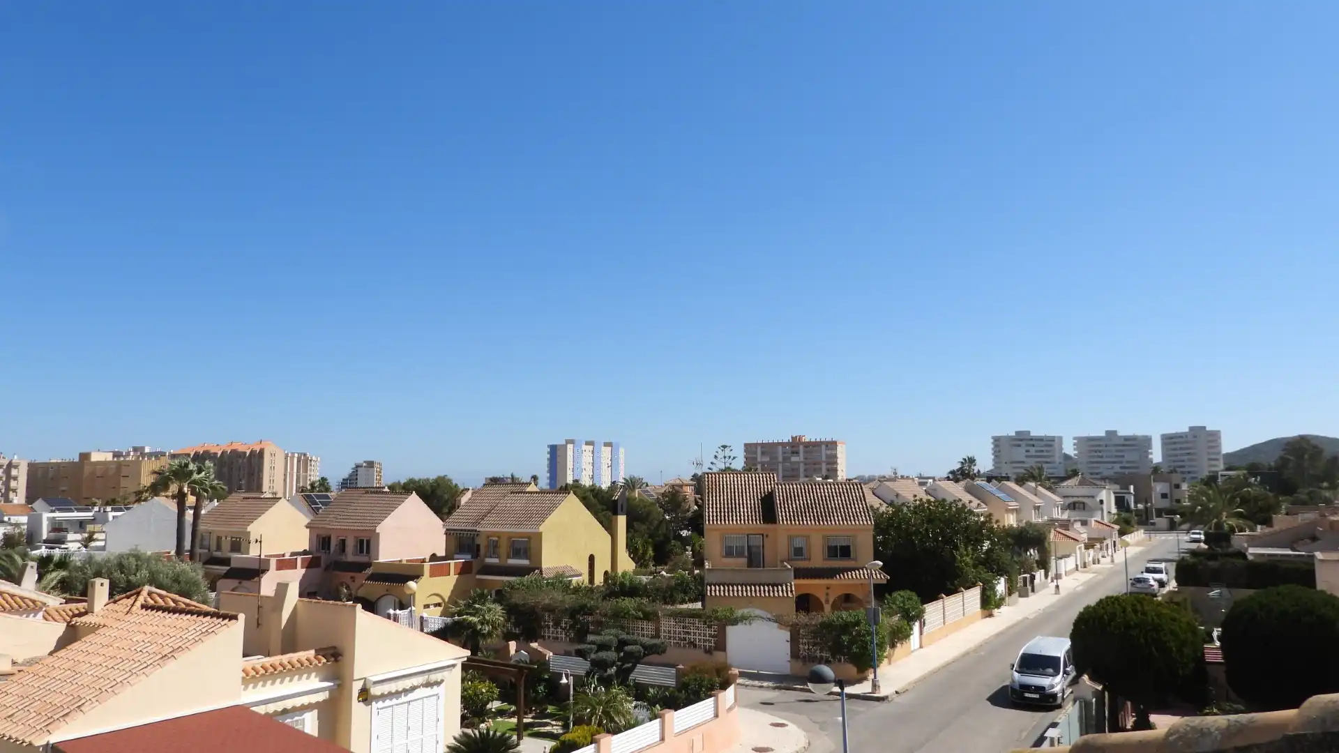 Vista exterior de Casa o xalet en venda en Cartagena amb Aire condicionat, Calefacció i Jardí privat