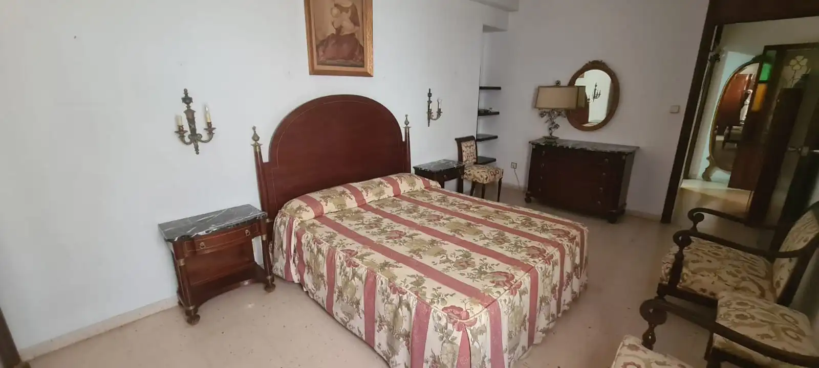 Bedroom of Flat for sale in Sevilla  with Furnished