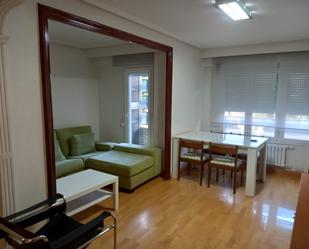 Living room of Flat for sale in  Zaragoza Capital  with Air Conditioner and Balcony