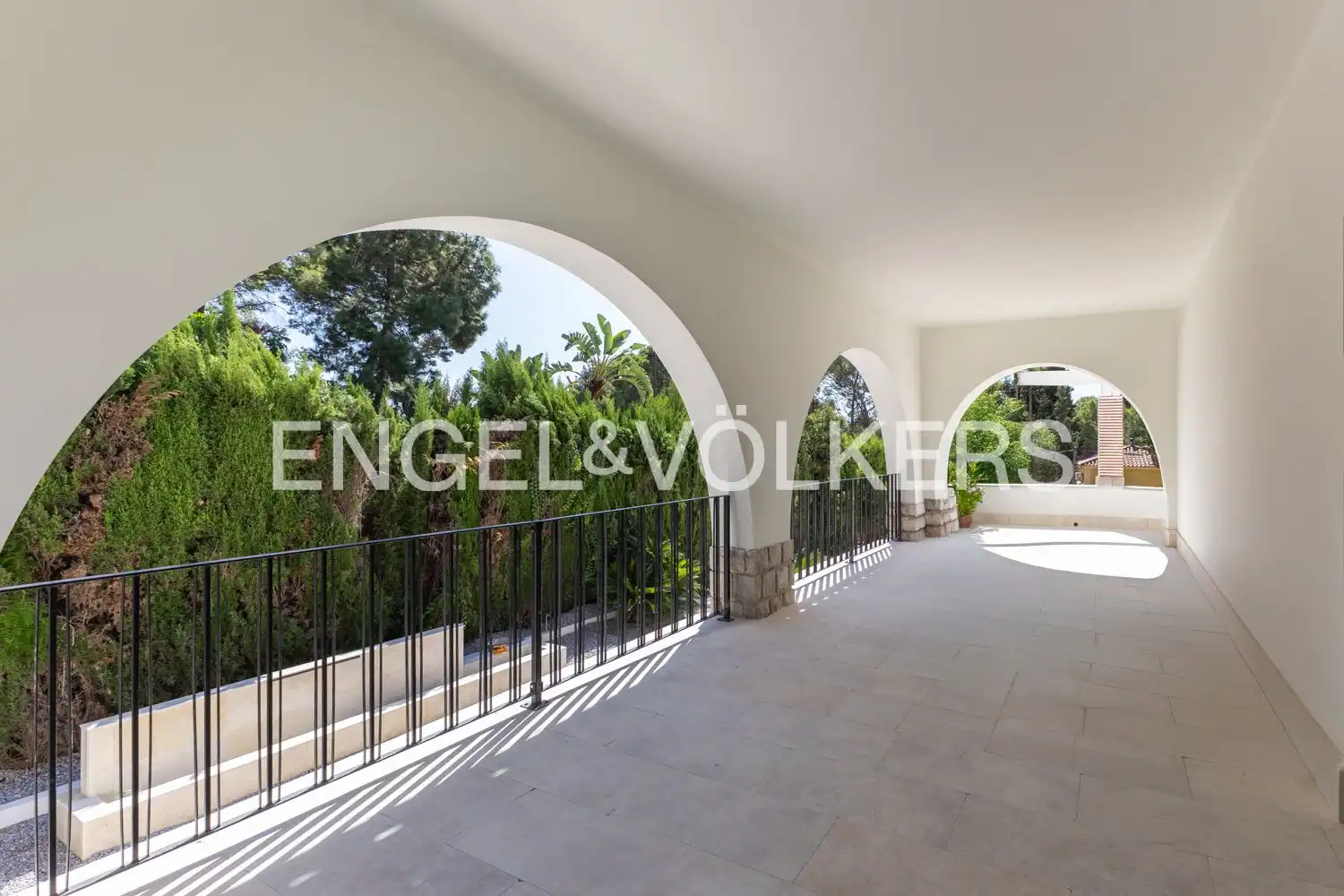 Casa o xalet de lloguer a Avinguda Acàcies, Campolivar