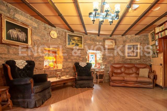 Casa-chalet en Venta en Carrer del Raval en Talarn