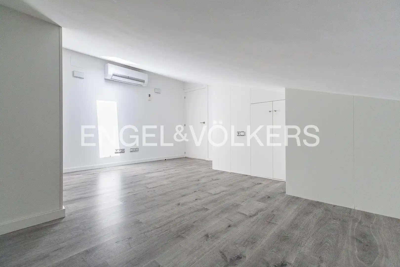 Sala d'estar de Pis en venda en Sabadell amb Aire condicionat, Calefacció i Parquet