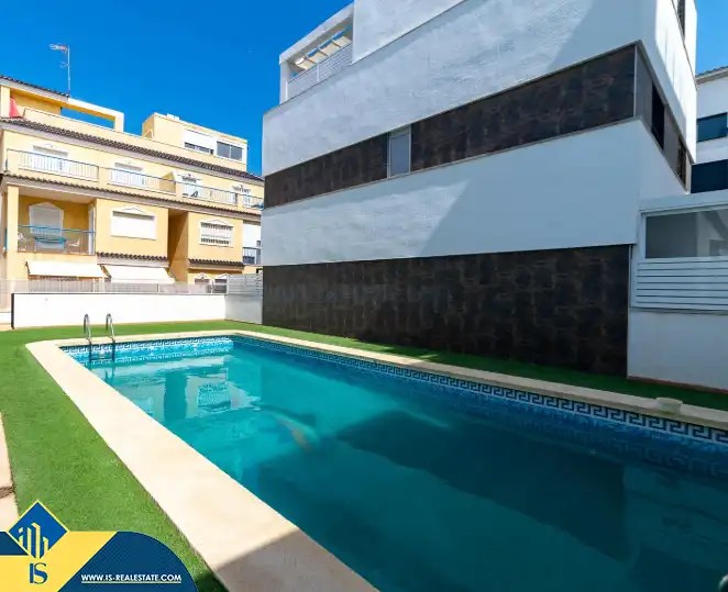 Dúplex con piscina en venta en Los Secanos, imagen 2