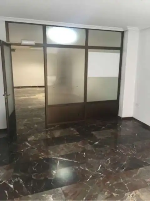 Oficina de alquiler en Jaén