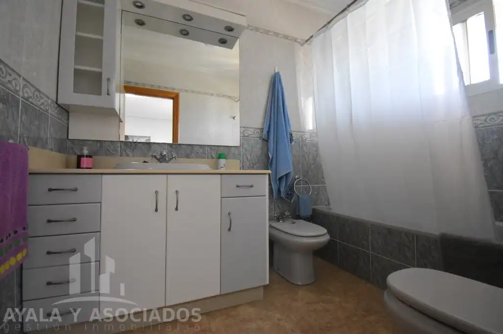 Baño de Casa o chalet en venta en Cartagena con Aire acondicionado, Calefacción y Jardín privado