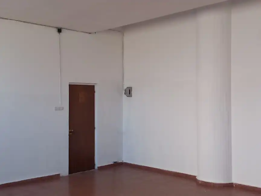 Storage room for rent in Santander
