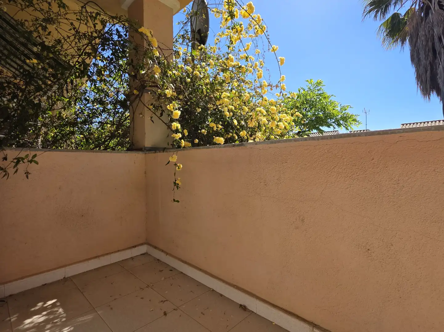Terrassa de Casa adosada en venda en Benicasim / Benicàssim amb Calefacció, Jardí privat i Terrassa