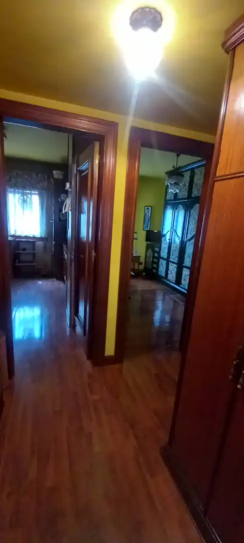 Piso en venta en Gijón  con Calefacción, Parquet y Terraza